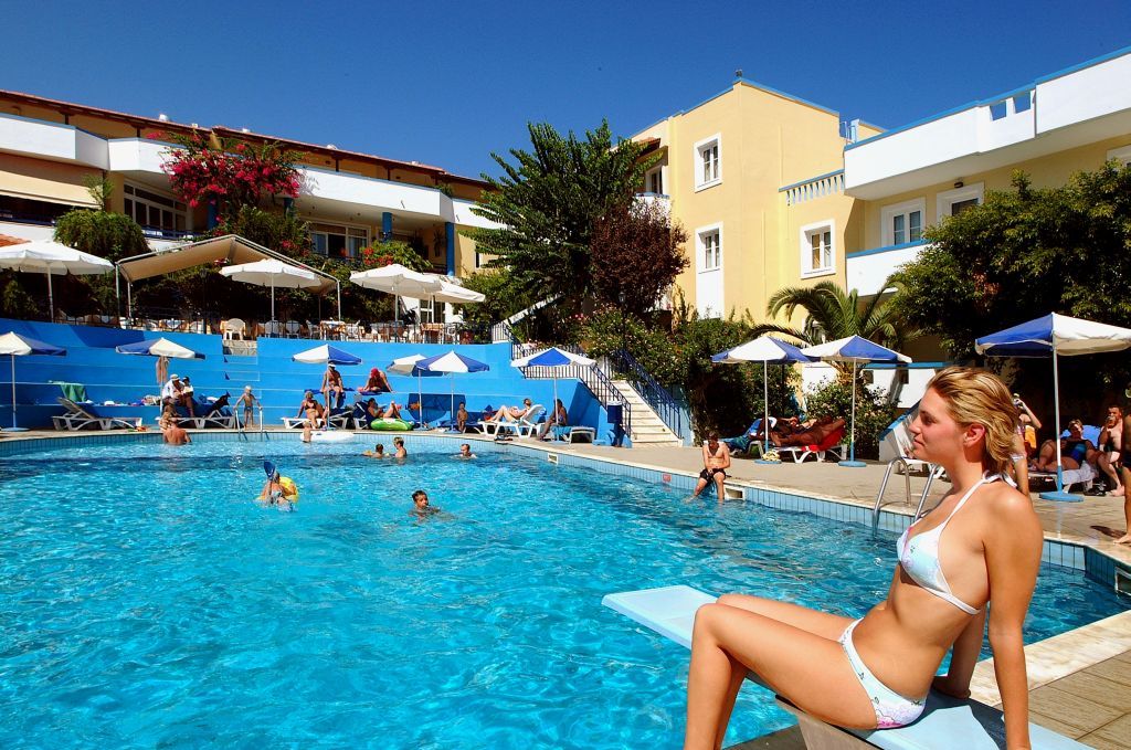 Alexander House 4*