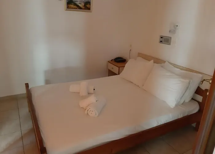 Alexander House Hotel