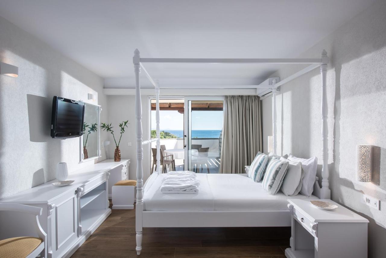Alexander House Agia Pelagia