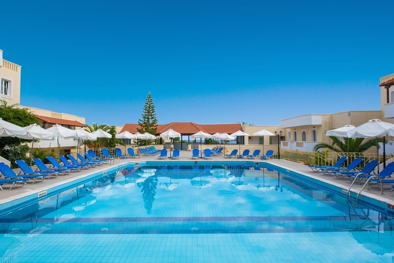 Alexander House 4*