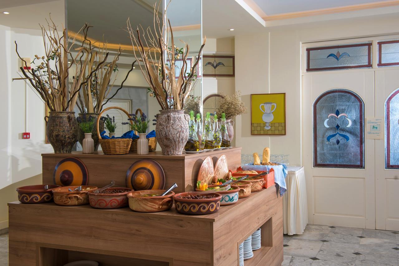 Alexander House 4*